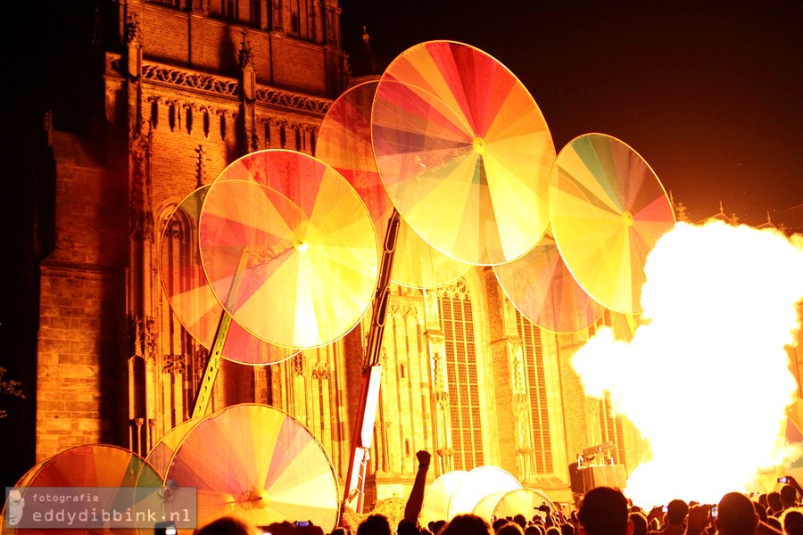 2014-07-11 Compagnie Off - Les Roues de Couleurs (Deventer Op Stelten) 009